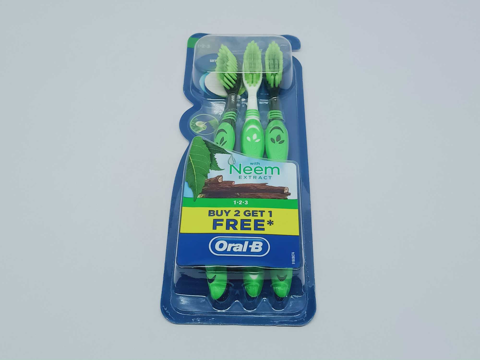 Oral-B With Neem Extract, 3N