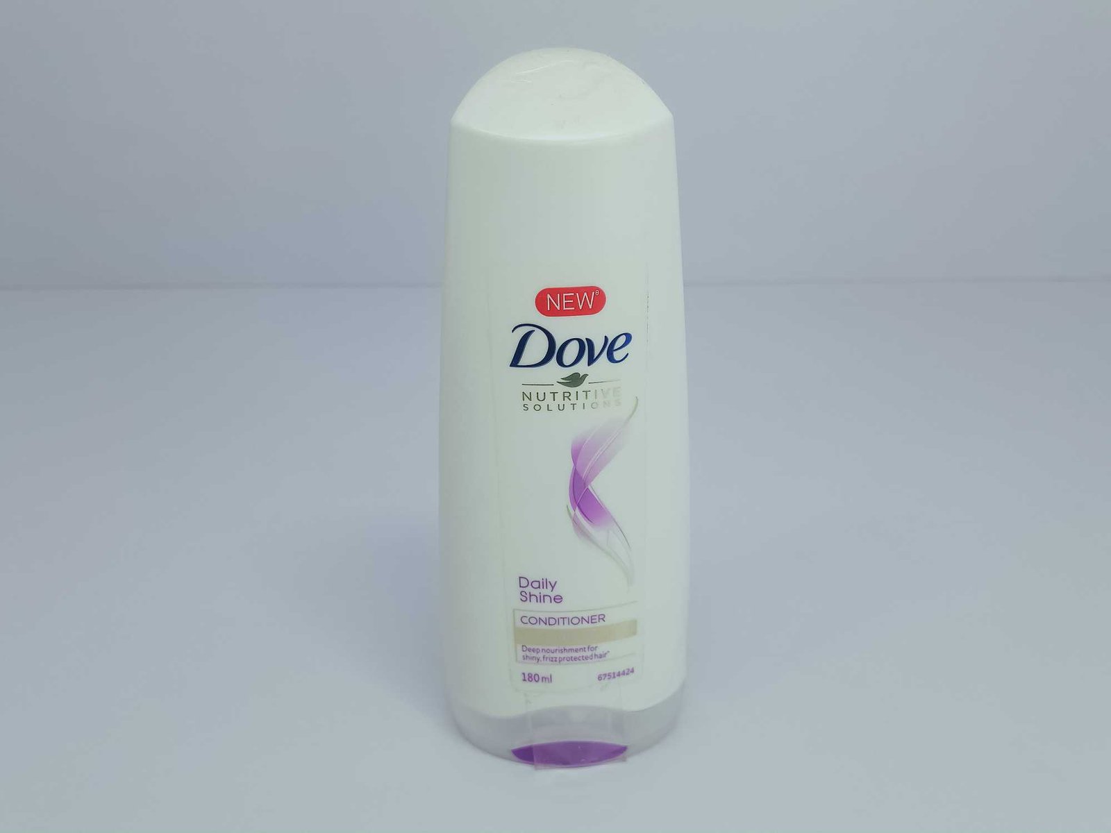 Dove Nutritive Solutions Daily Shine Conditioner deep Nourishment for Shiny Frizz Protected Hair, 180 ML