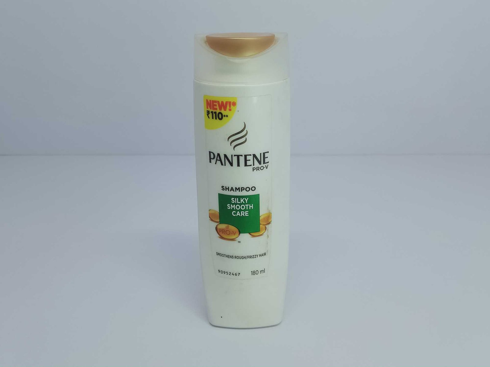 Pantene Pro-V Silky Smooth Care Smoothen Rough/ Frizzy hair shampoo, 180 ML